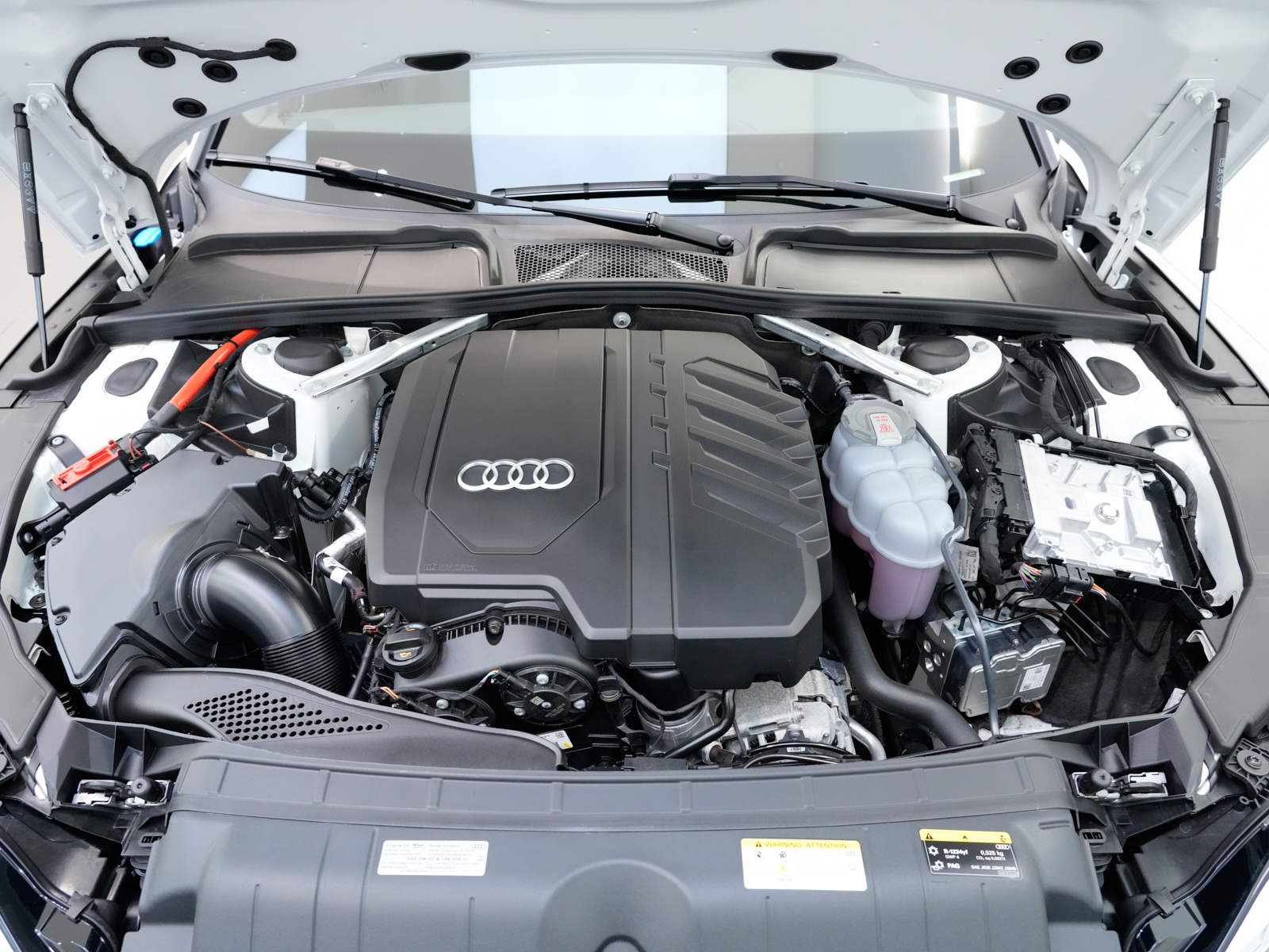 2025 Audi A5 45 TFSI quattro thumb 13