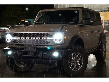 Ford Bronco Badlands Badlands | 2.7L V6 | High/Lux Pkg | Paint