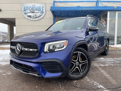 Mercedes-Benz GLB250 