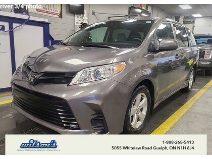 Toyota Sienna 7 Passenger | V6 | Radar Cruise | Rear Camera | Bl