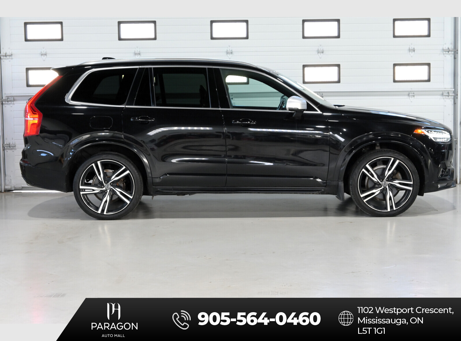 2016 Volvo XC90 T6 R-Design thumb 9