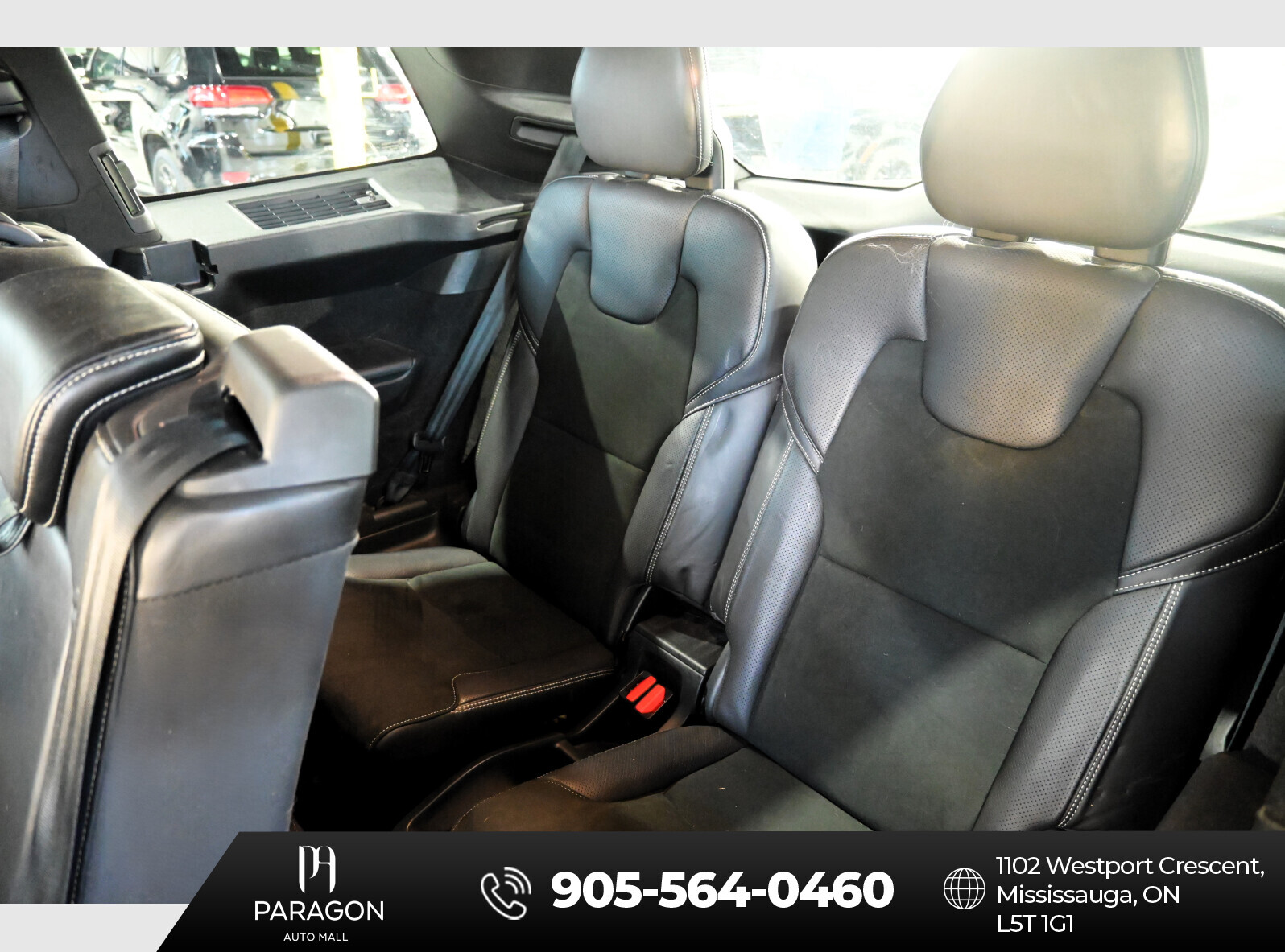2016 Volvo XC90 T6 R-Design thumb 24