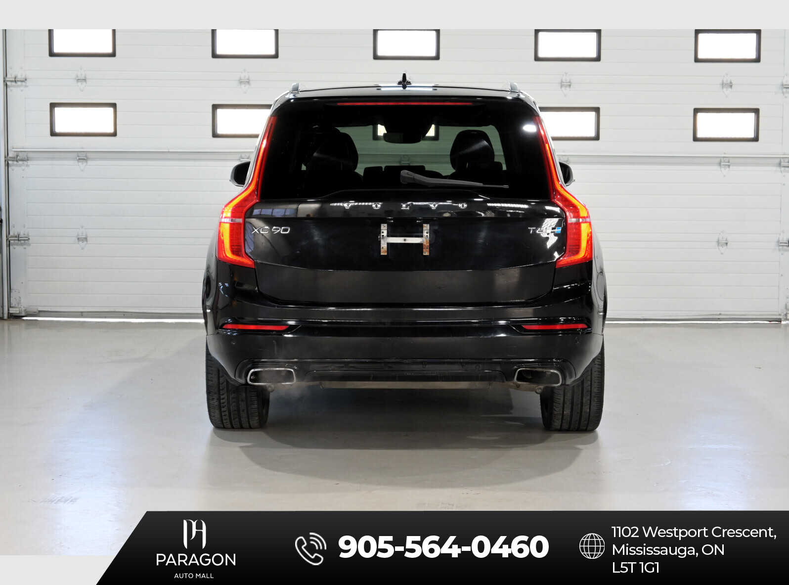 2016 Volvo XC90 T6 R-Design thumb 6