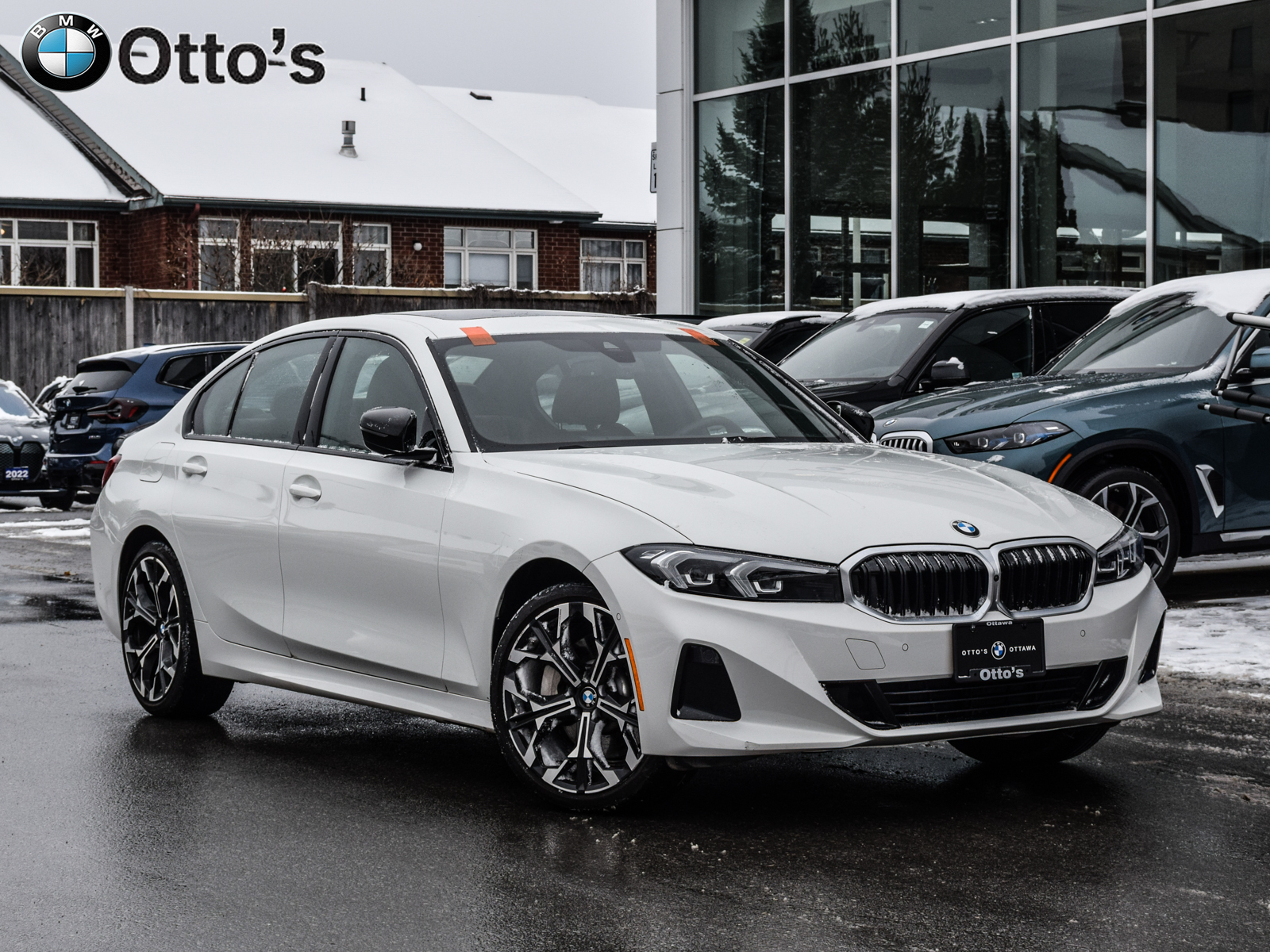 2022 BMW 3 Series xDrive Sedan alt 2