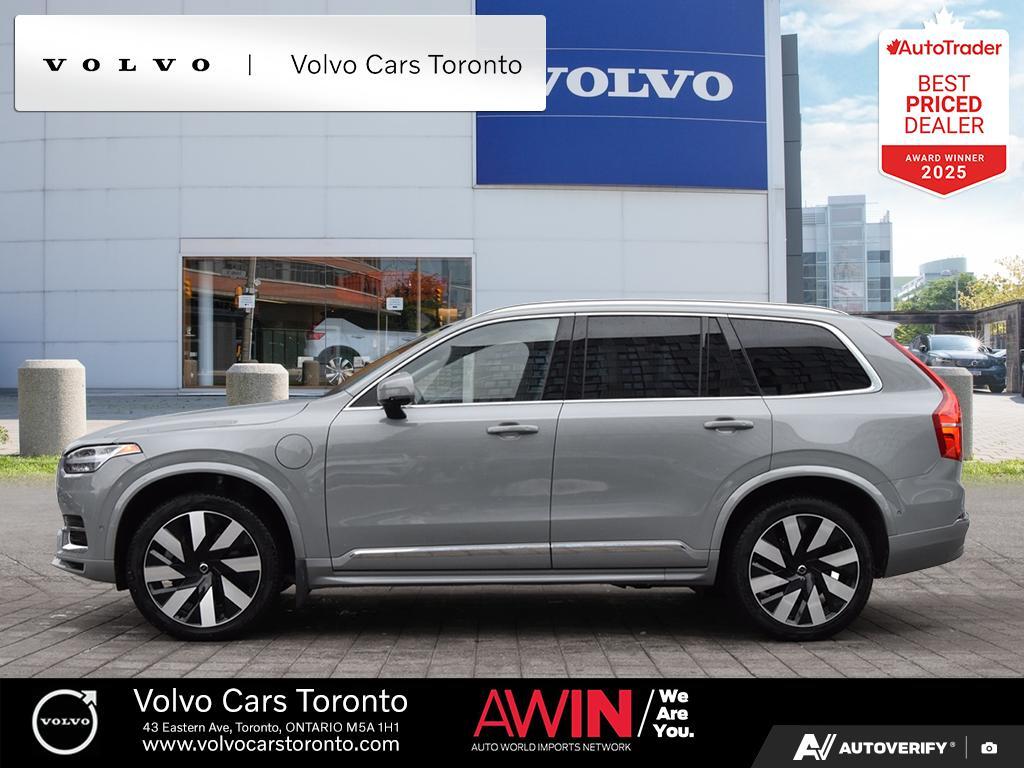 2025 Volvo XC90 T8 AWD Ultra Bright 7-Seater | Adventure Pkg alt 3