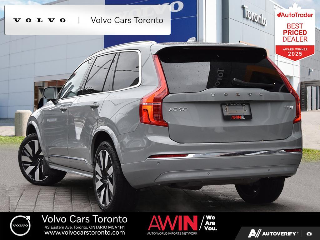 2025 Volvo XC90 T8 AWD Ultra Bright 7-Seater | Adventure Pkg alt 4