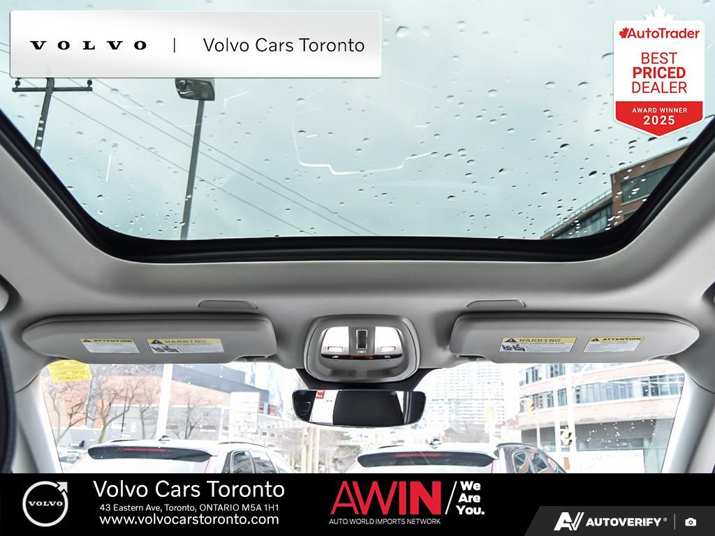 2025 Volvo XC90 T8 AWD Ultra Bright 7-Seater | Adventure Pkg thumb 25