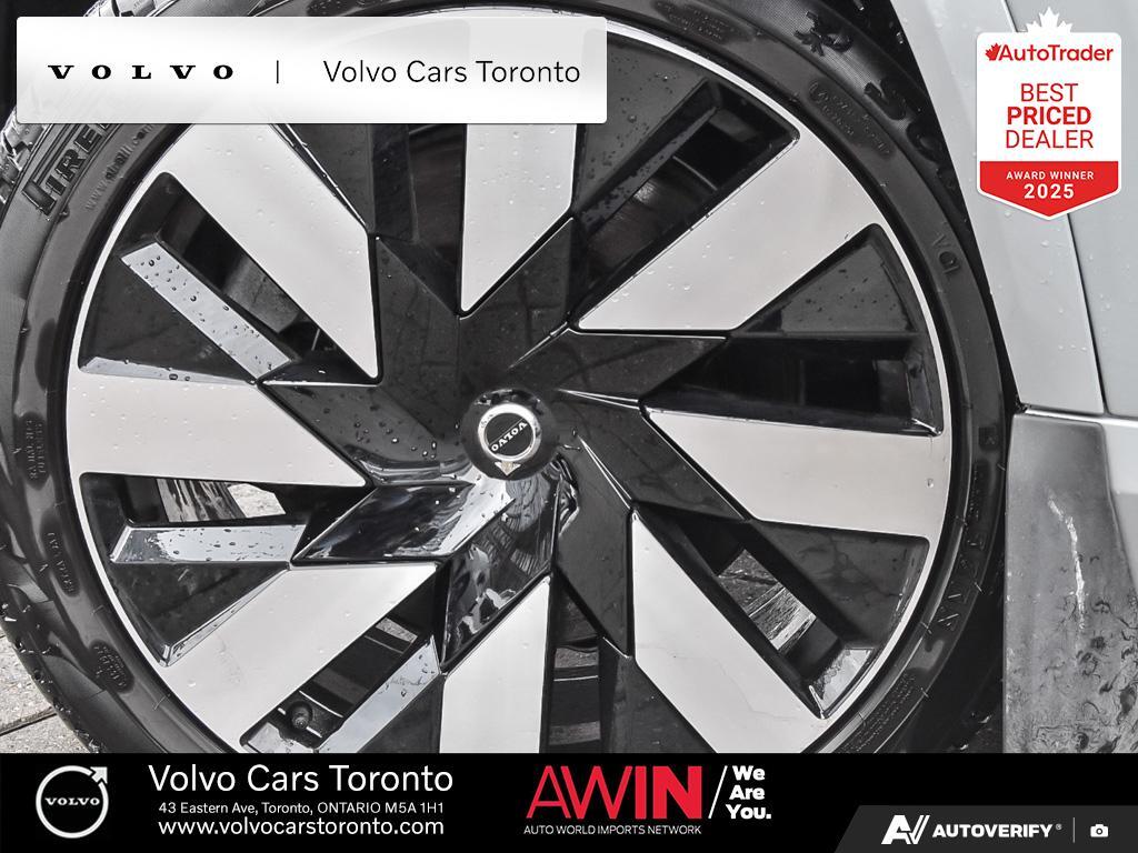 2025 Volvo XC90 T8 AWD Ultra Bright 7-Seater | Adventure Pkg thumb 6