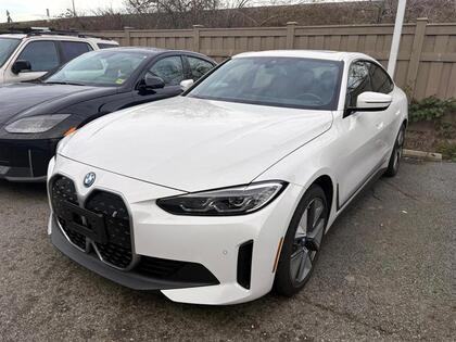 BMW i4 eDrive35 | No Accident