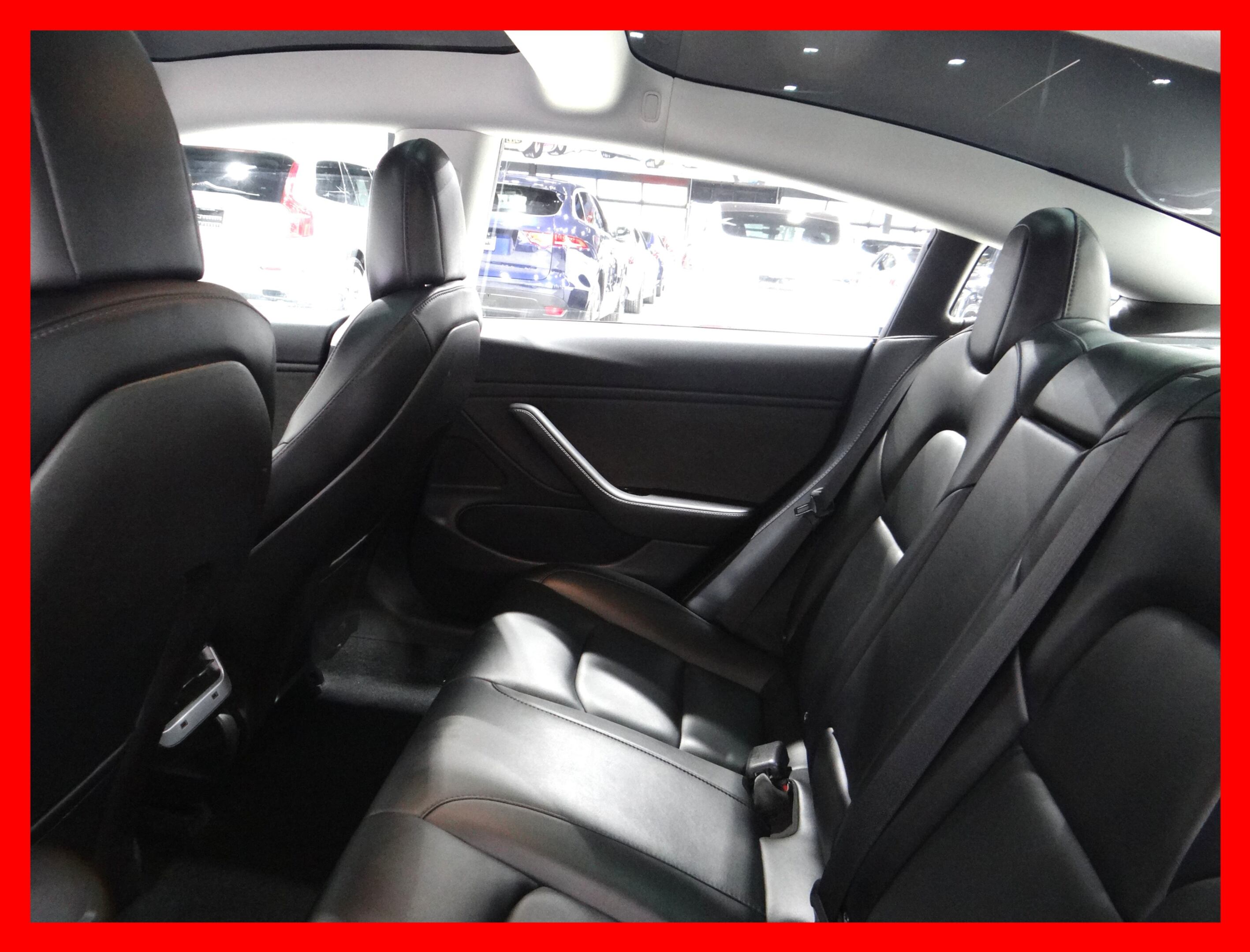 2018 Tesla Model 3 LONG RANGE *AUTOPILOT/NAVI/BACKUP CAM/PANO ROOF/LO thumb 12