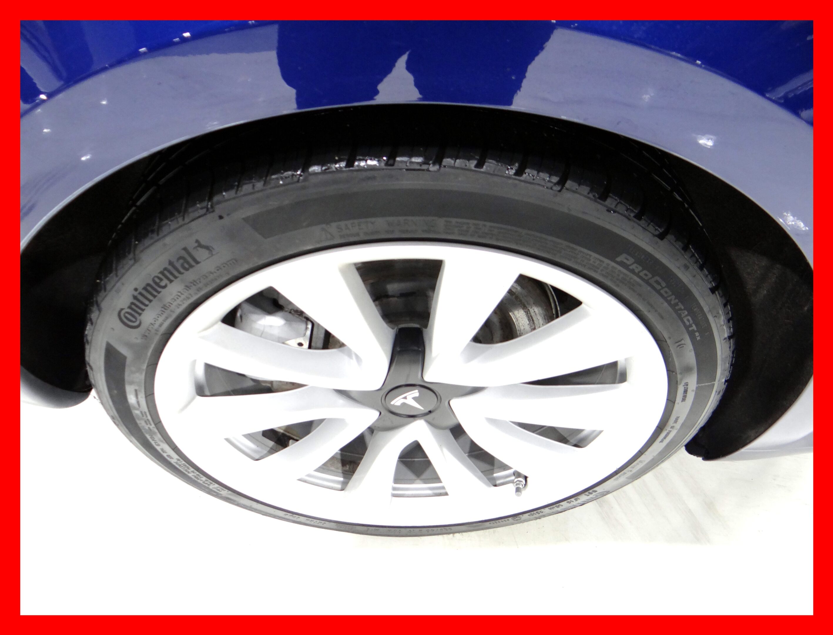 2018 Tesla Model 3 LONG RANGE *AUTOPILOT/NAVI/BACKUP CAM/PANO ROOF/LO thumb 8
