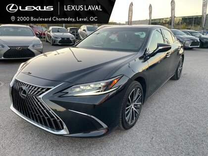Lexus ES 300h CECI EST UNE 2025 / Camera / Cuir / Toit ouvrant