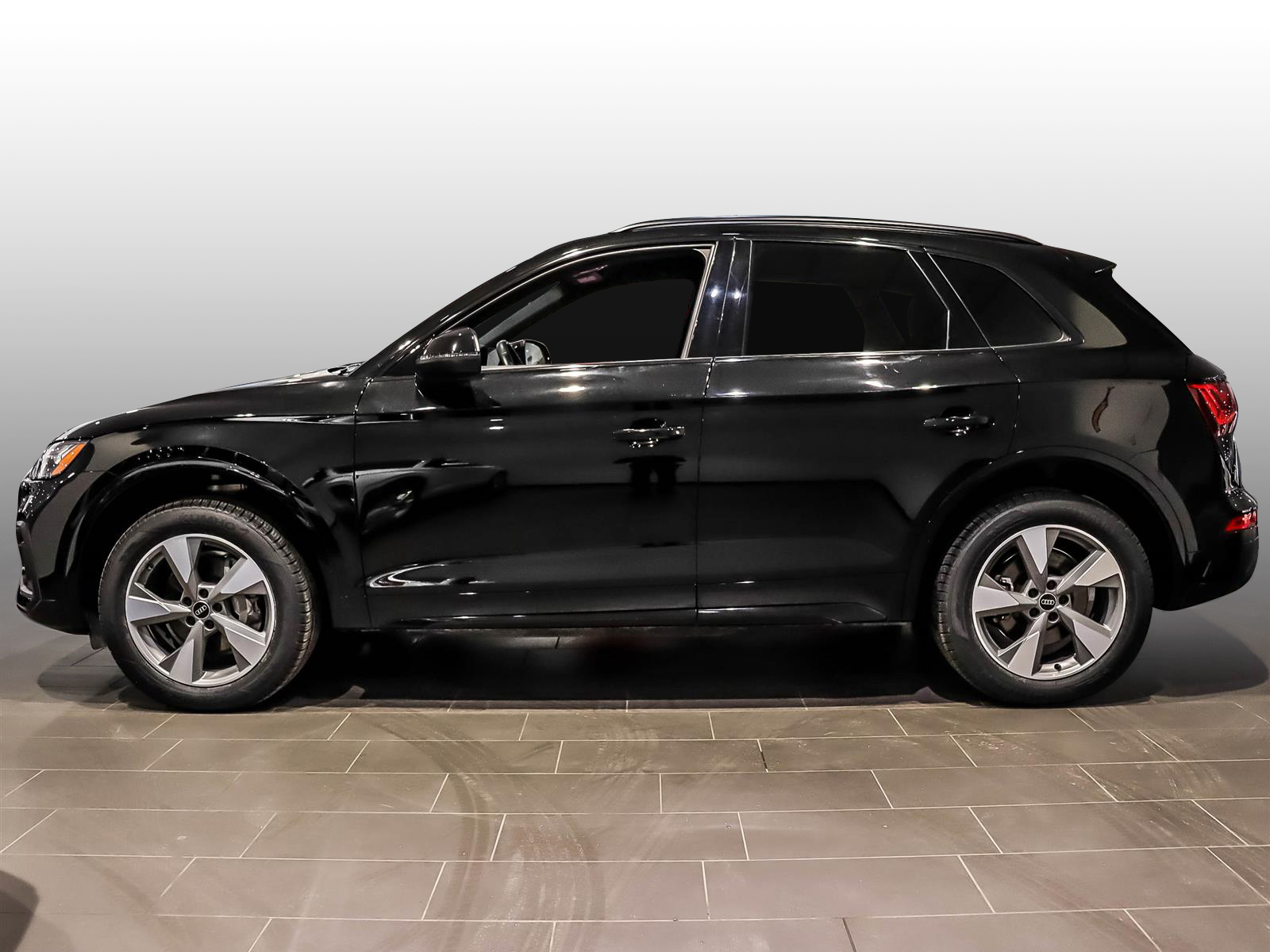 2023 Audi Q5 Vorsprung|Four Brand New Tires|CPOWarrantyNov2027 alt 4