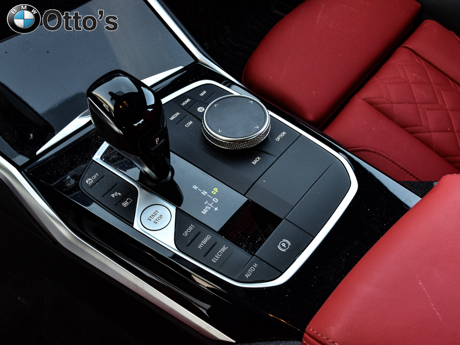 2022 BMW 3 Series xDrive Sedan thumb 31
