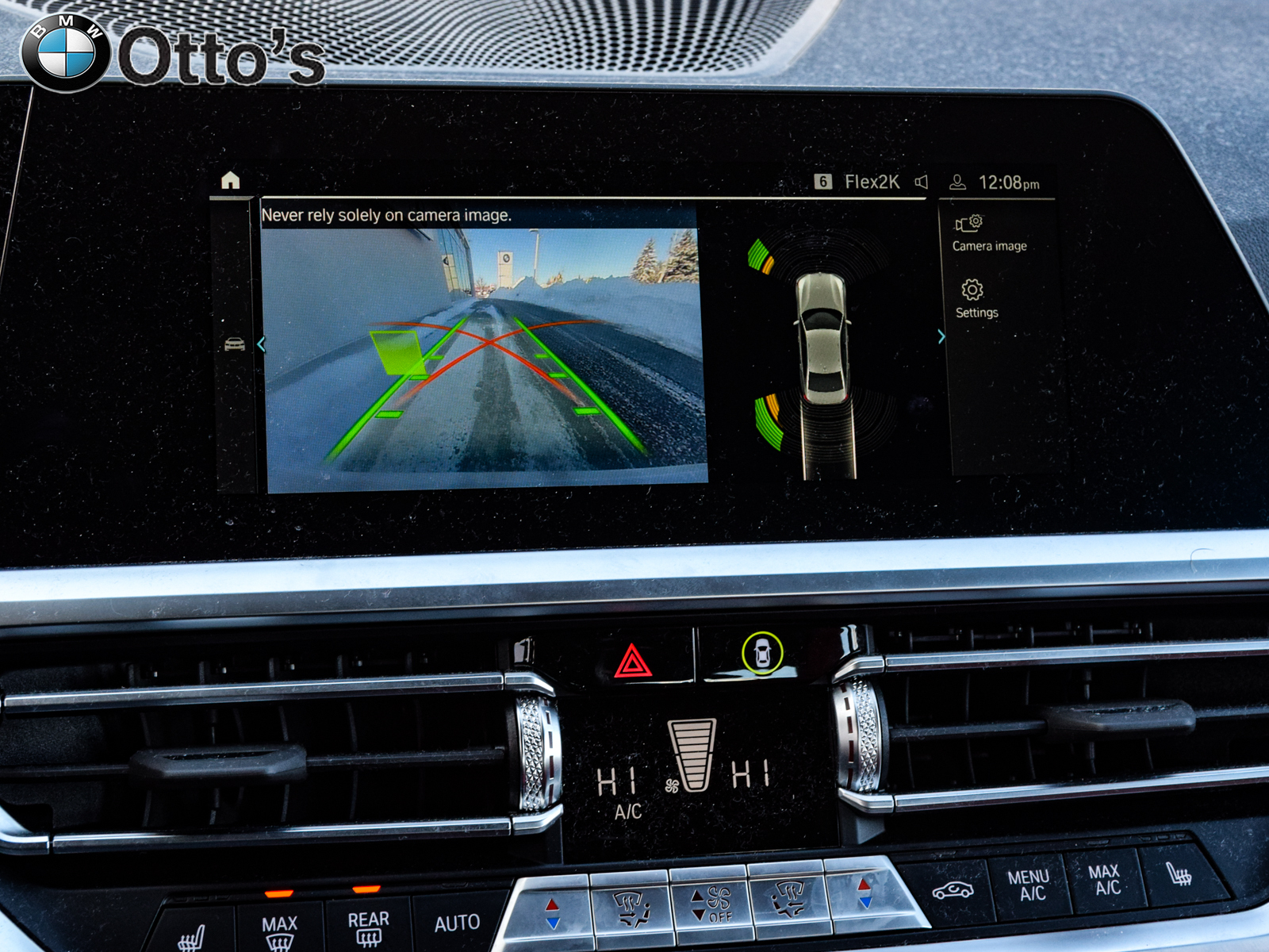 2022 BMW 3 Series xDrive Sedan thumb 25