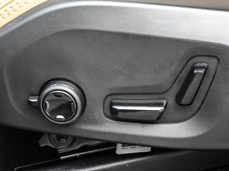 2025 Volvo XC90 T8 Ultra | Apple CarPlay | harman/kardon Speakers thumb 14