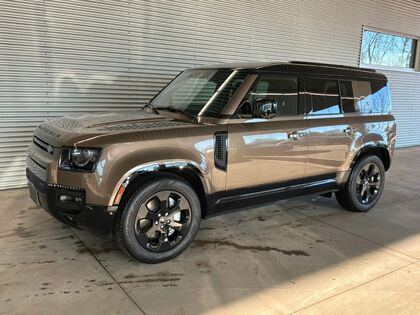 Land Rover Defender X-DynamicSE