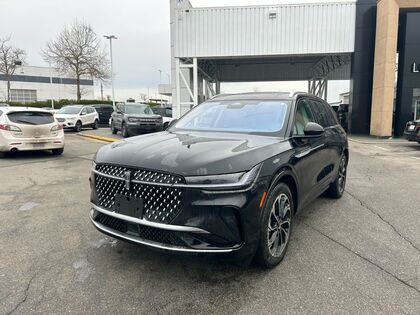 Lincoln Nautilus Reserve AWD