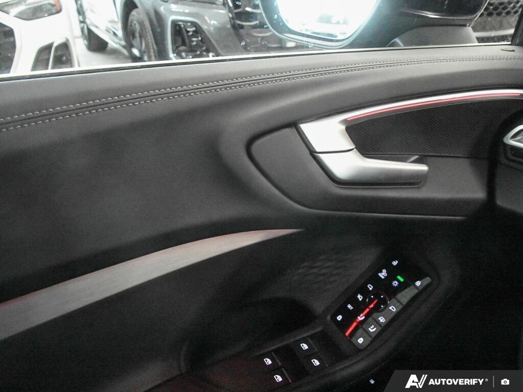 2025 Audi A5 quattro thumb 8