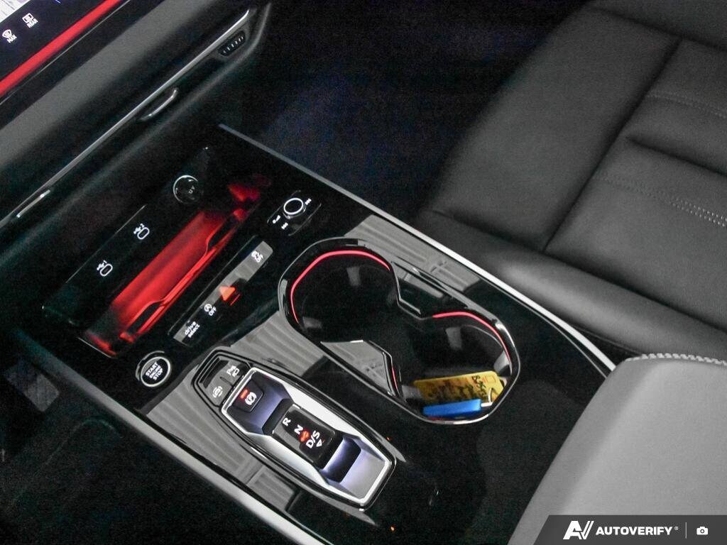 2025 Audi A5 quattro thumb 6
