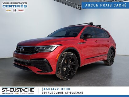 Volkswagen Tiguan Comfortline R-Line Black Edition | TOIT PANO | 1 P