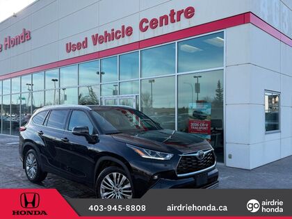 Toyota Highlander Platinum: Fully Loaded, AWD, Panoramic Sunroof!