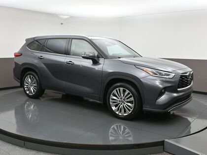 Toyota Highlander PLATINUM Leather Seats, Heated/Ventilated Front, J