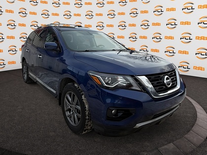 Nissan Pathfinder 4x4 Platinum