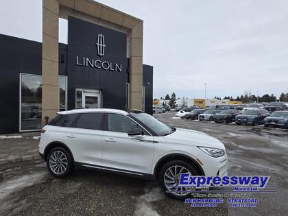 Lincoln Corsair RESERVE, MOONROOF, TOW PACK, 202A, LOADED!