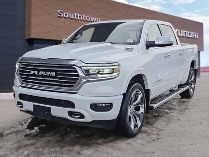 Ram 1500 Limited Longhorn CREW PANO ROOF LEATHER