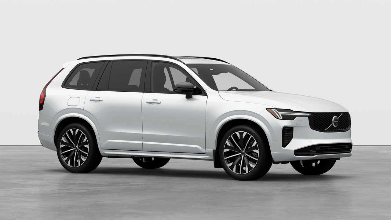 2026 Volvo XC90 B6 AWD Plus Dark Theme 7-Seater alt 2
