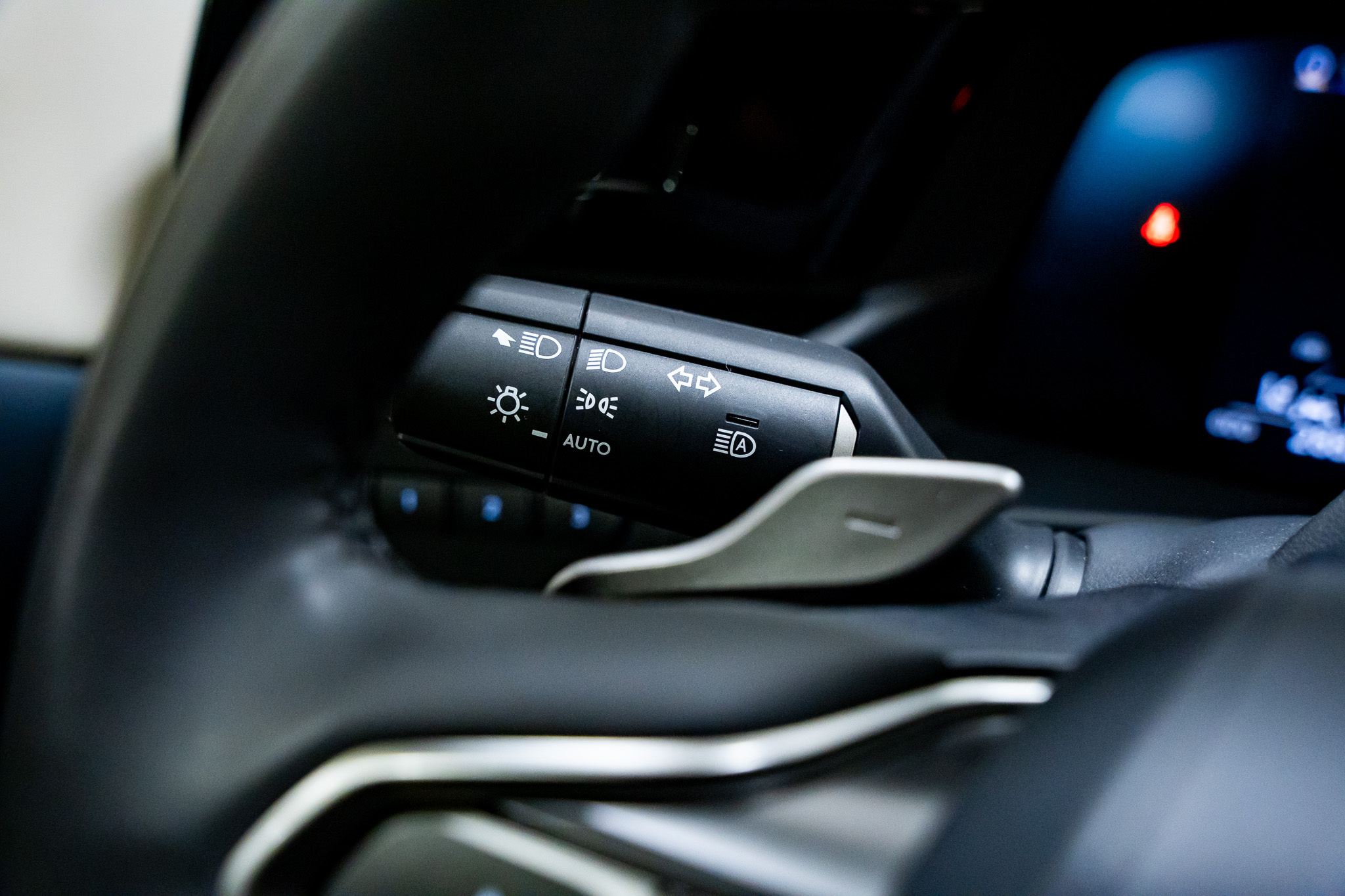 2023 Lexus RZ RZ450E DIRECT4 TOIT PANO CUIR CRUISE ADAPT NAVIG from the USA