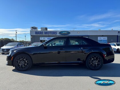 Chrysler 300 300 Touring L AWD w / Navigation, Rear Cam & Roof