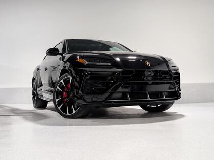 Lamborghini Urus AWD