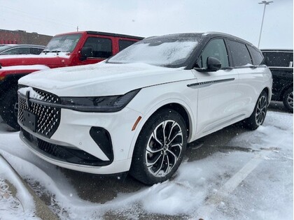 Lincoln Nautilus Reserve AWD