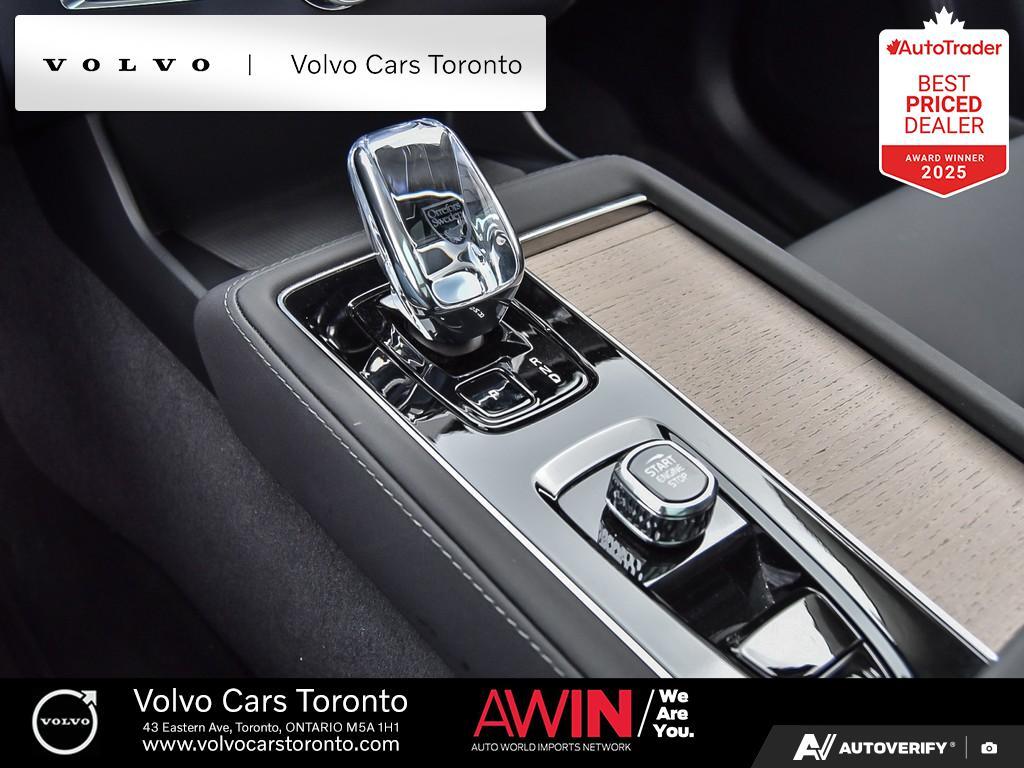 2026 Volvo XC90 B6 AWD Plus Dark Theme 7-Seater thumb 23