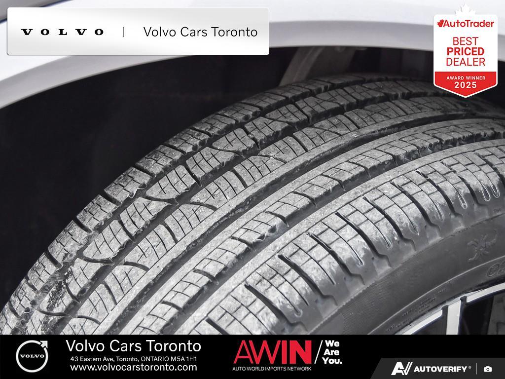 2026 Volvo XC90 B6 AWD Plus Dark Theme 7-Seater thumb 11