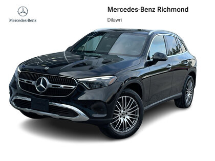 Mercedes-Benz GLC300 4MATIC SUV Low Mileage, No Accident, Local, One Ow