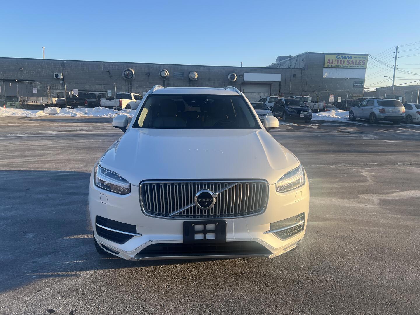 2019 Volvo XC90 T6 Inscription AWD alt 2