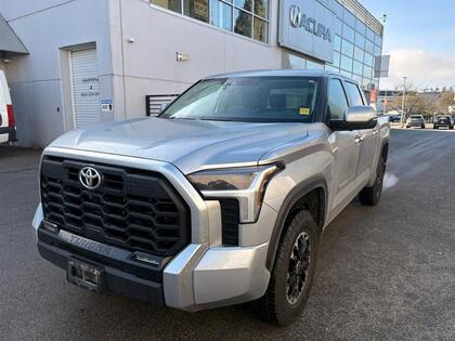 Toyota Tundra CrewMax Limited 4x4 | Local Vehicle | No Accident