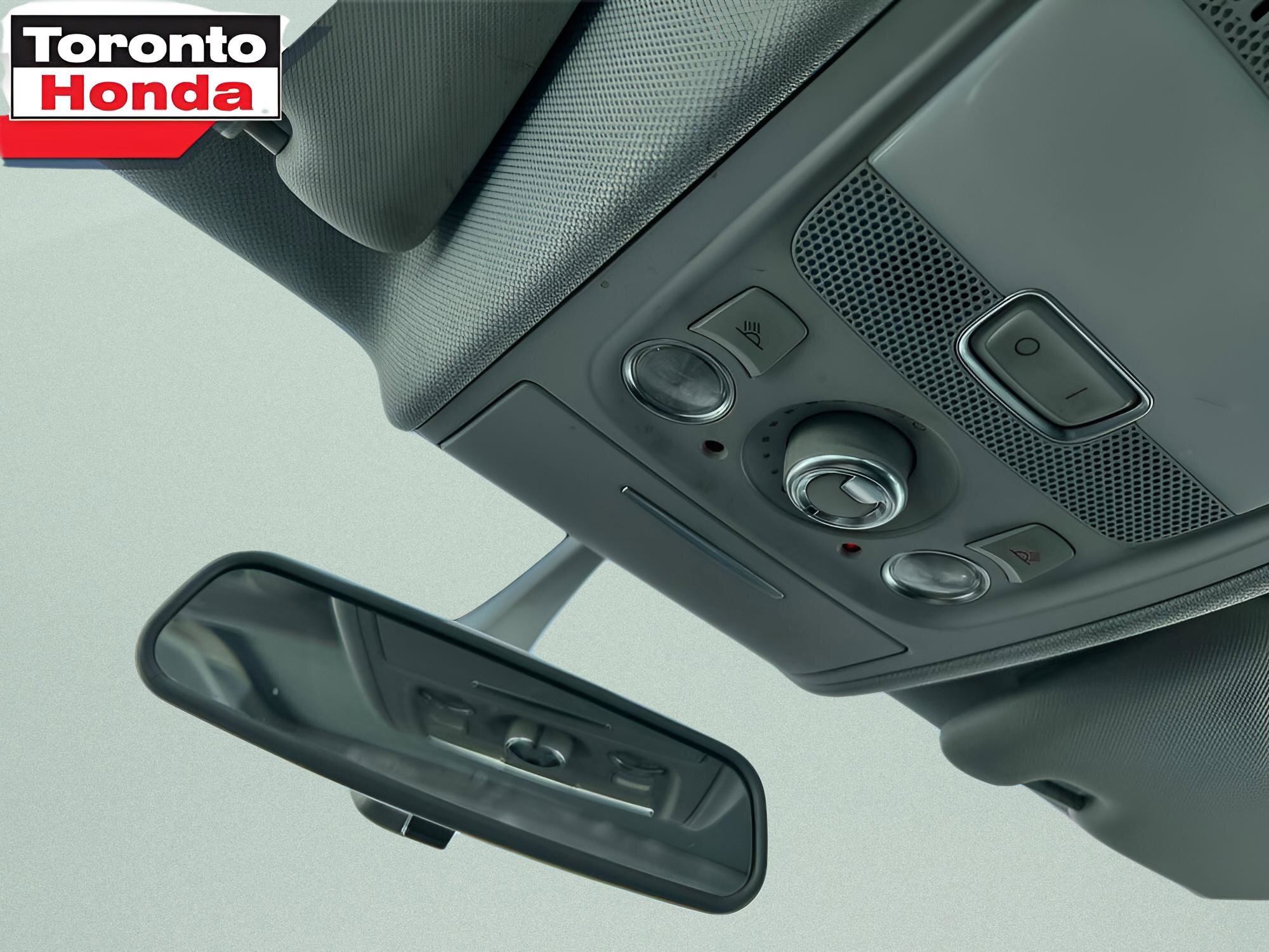 2013 Audi A4 Quattro thumb 24