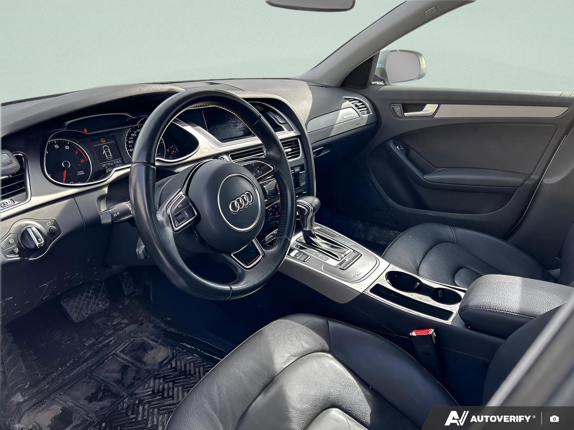 2013 Audi A4 Quattro thumb 16