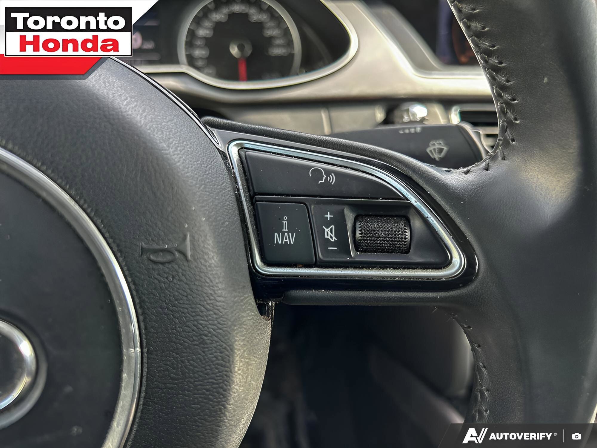2013 Audi A4 Quattro thumb 19