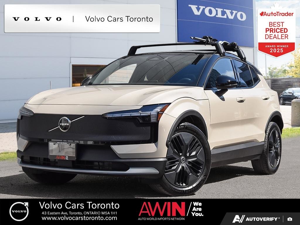 2026 Volvo EX30 Twin Motor Performance AWD Ultra Cross Country