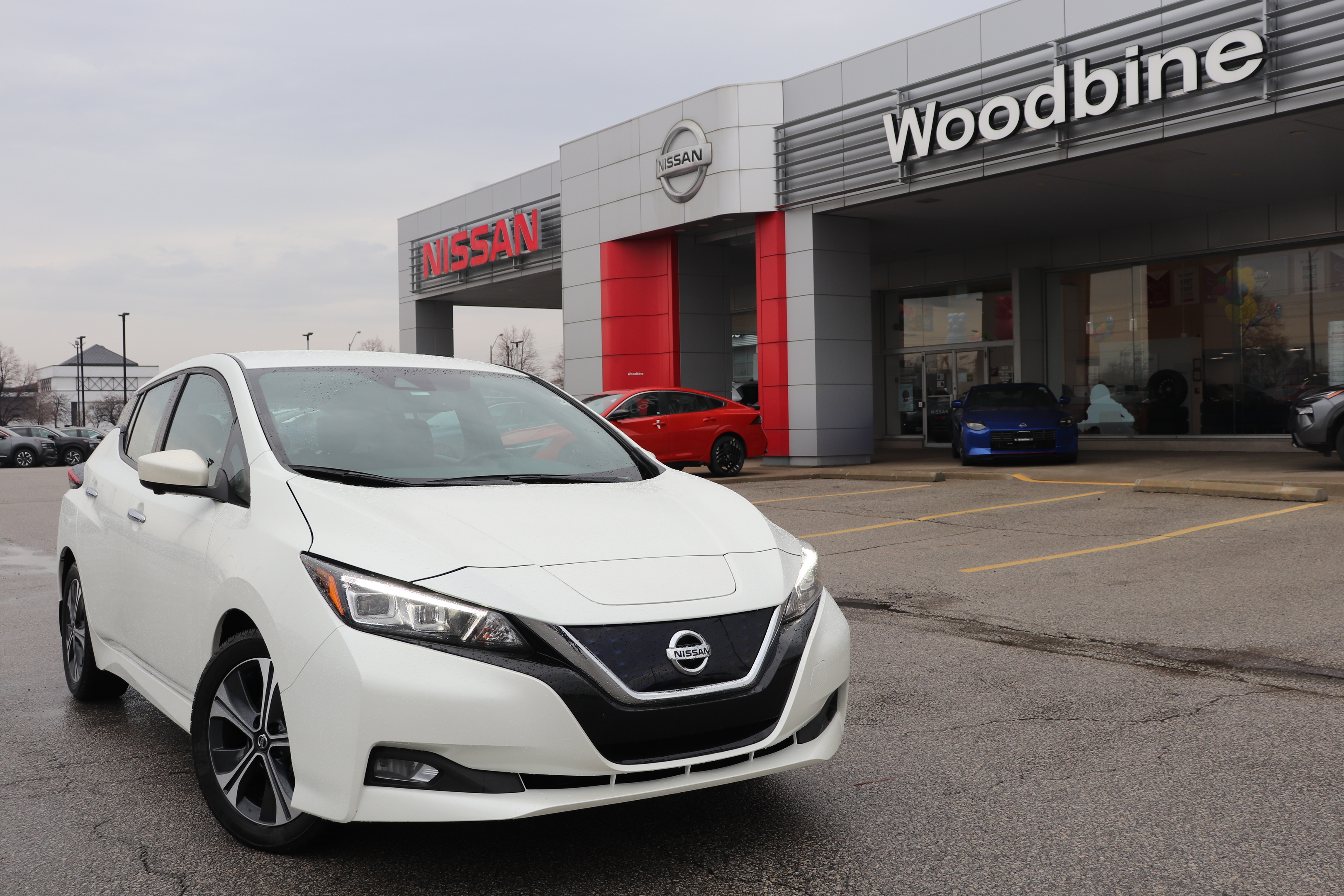 2022 Nissan LEAF SV SV