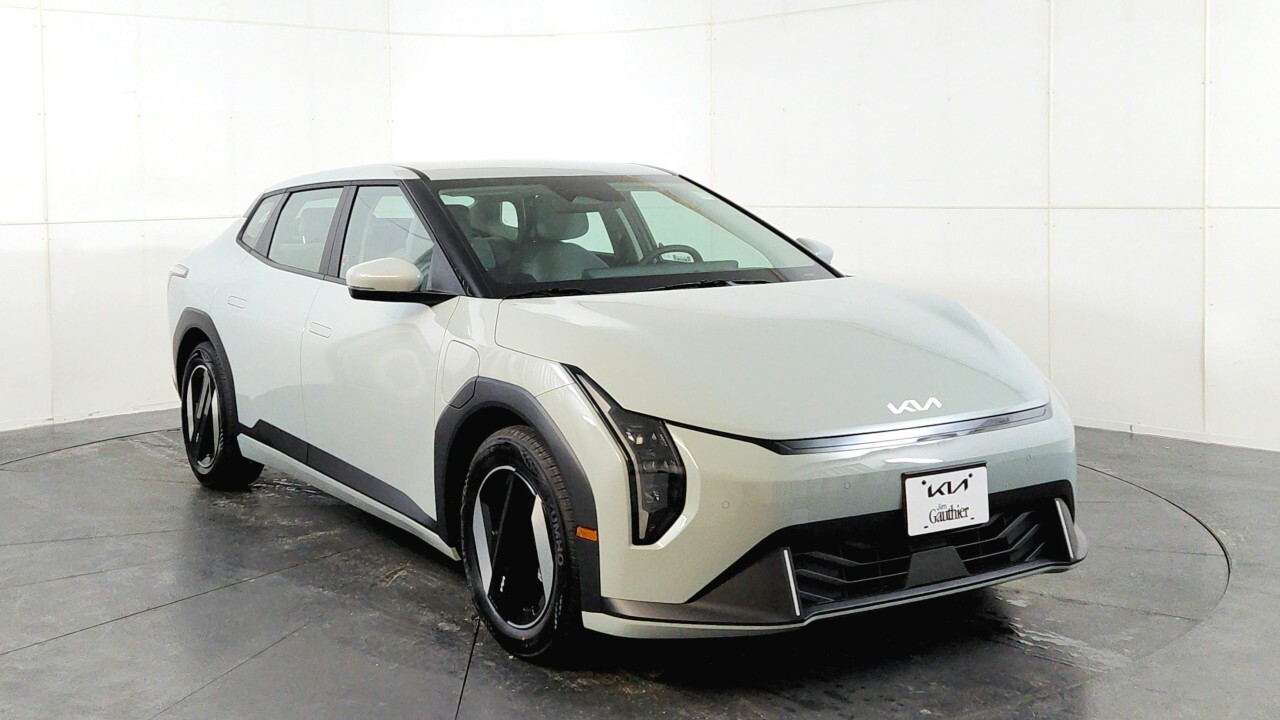 2026 Kia EV4 Light
