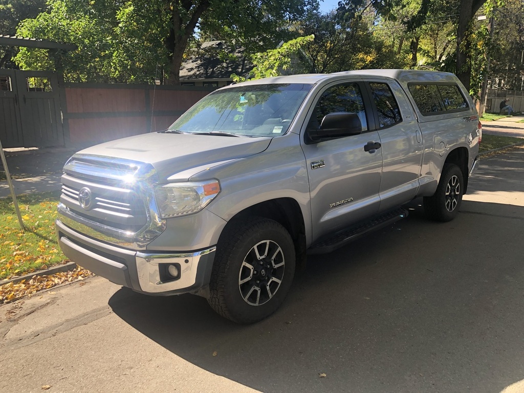 2014 Toyota Tundra 4WD Double Cab 146 5.7L SR - Edmonton