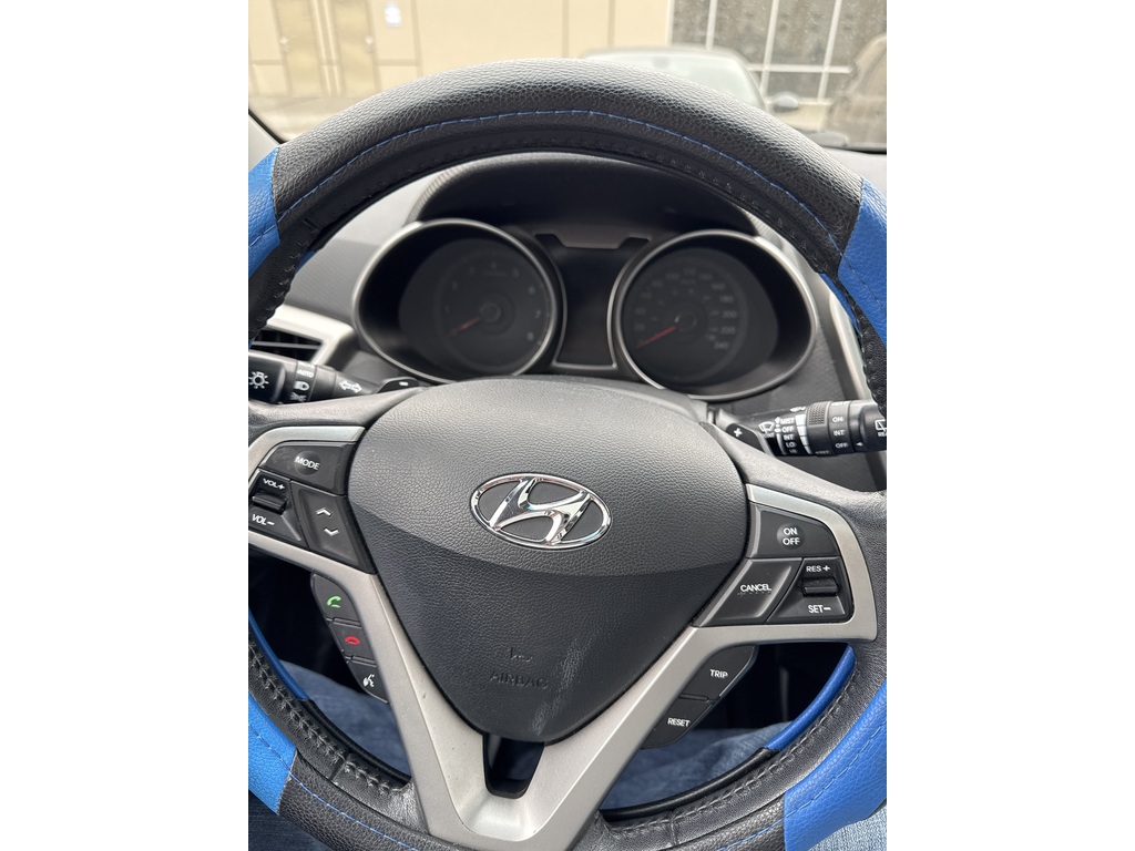 2012 Hyundai Veloster | $6,800 | 113,776 km | Gasoline Coupe for sale ...