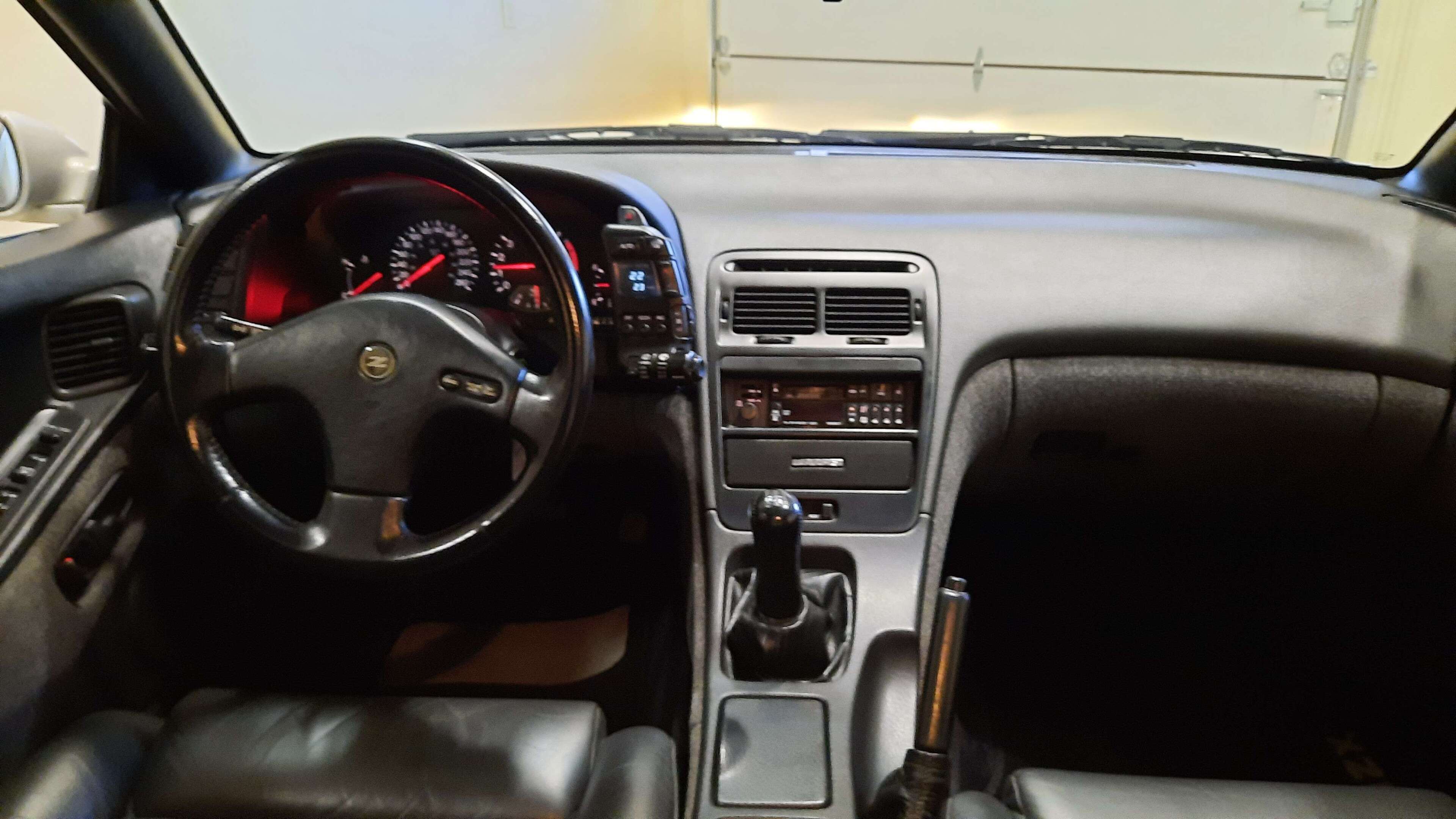 1990 Nissan 300ZX | $34,000 | 72,671 km | Gasoline Coupe for