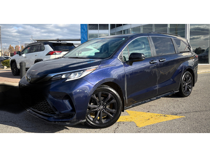 Toyota Sienna XSE 7-Passenger FWD